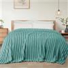 Exclusivo Mezcla Coperta Plaid Pile di Flanella per Divano, 220x240 CM Coperta Letto Matrimoniale con Righe Jacquard, Accogliente e Leggero, Verde grigiastro