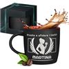 Maverton Tazza da caffè latte o tè in ceramica - 400 ml - Incisione personalizzata - Bicchiere con manico per bevande per Lei - Tazze da colazione per compleanno donna - Interno rosso - ali