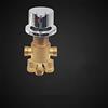AFUDER Rubinetto per vasca da bagno a cascata con deviatore a due vie Miscelatore per acqua calda fredda in ottone per doccia idromassaggio Vasca da bagno montata sul ponte