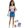 Barbie Bambola Skipper Latina Babysitter con Cellulare e Biberon, FXG92
