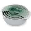 Joseph Joseph Nest 9 Plus, set compatto per la preparazione degli alimenti da 9 pezzi con ciotole per mescolare, misurini, setaccio e colino, Verde Salvia