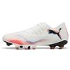 PUMA Scarpe da calcio dal profilo basso FUTURE 8 MATCH FG/AG unisex, Scarpe, Bianco/Nero/Glowing Rosso, 44