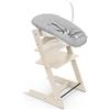 Stokke Sedia Tripp Trapp di Stokke (Vanilla White) con Newborn Set (Grey) - Per neonati fino a 9 kg - Confortevole, sicuro e facile da usare