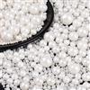 Miss doozy Perle Commestibili Bianche per Decorazioni (130g) - Perle di Zucchero in Diverse Dimensioni per Torte, Cupcake e Biscotti - Ideali per Matrimoni, Compleanni, Natale e Halloween