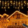 Meision Luci di Natale da Esterno Cascata 5m 200LEDs Tenda Luminosa Natale con 8 Modalità, Timer, Funzione di Memoria, IP44 Impermeabile, Luci Natale Esterno per Balconi, Gronda, Feste, Bianco caldo