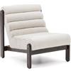 La Forma Poltrona Magira di eco-shearling bianco e legno massiccio di rovere con finitura scura