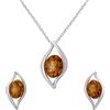 AMBEDORA Parure di Gioielli da Donna Fiamme D'ambra, Argento Sterling Lucido, Ambra Baltica Color Cognac, Ciondolo in Argento su Catena e Orecchini