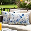 Vorysum Copri Cuscini Impermeabili 30x50 cm Set di 2 Fiori Blu - Fodera per Divano da Esterno con Motivo Erba - Design Fresco