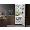 AEG Series 7000 NSC7P751ES frigorifero con congelatore Da incasso 376 L E Bianco