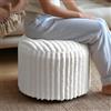 DAWNYIELD Pouf per Interno, Pouf Rotondo in Finta Pelliccia - Poggiapiedi Morbido con Rivestimento in Pile e Imbottitura in Foam, 38x50 cm, per Salone/Camera, Bianco
