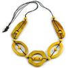 Avalaya Collana lunga geometrica in corda nera con perline in legno verniciato giallo antico - 90 cm max/regolabile
