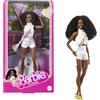 Barbie The Movie Presidente Issa Rae, bambola del film da collezione con camicetta bianca scintillante e pantaloncini, capelli ricci scuri e fascia da presidente, JBJ55