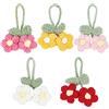 FINGERINSPIRE 5 fiori all'uncinetto lavorati a maglia all'uncinetto con cordino, fiore a 5 petali con foglia regolabile, ciondolo in filato di cotone, decorazione per auto, portachiavi, specchio