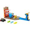 Hot Wheels-Monster Trucks Playset Distruzione Suprema e 3 Macchinine con Lanciatore, Giocattolo per Bambini 4+ Anni, HFB12