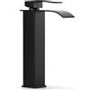 VOLTIX Rubinetto per Bagno a Cascata - Miscelatore Monocomando per Lavabo con Risparmio Idrico - Regolabile per Acqua Calda e Fredda - Rubinetto Lavabo Moderno Design Elegante per Bagno (Nero/Alto)