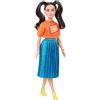 Barbie- Fashionistas, Bambola con Codini Castani, T-Shirt, Gonna, Scarpe e Braccialetto, Giocattolo per Bambini 3+Anni, GHW59