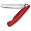 Victorinox Swiss Classic Coltello da picnic pieghevole per escursioni, Frutta, verdura, panini, salsicce, Lama seghettata, extra affilata, Rosso