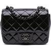 CHANEL Pre-Owned - Borsa a tracolla squadrata Classic So Black mini con battente e finitura lucida 2021-2024 - Donna - pelle lucida - Taglia unica -