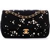 CHANEL Pre-Owned - Borsa a tracolla Cosmos piccola in tweed con perle e battente 2021-2025 - Donna - tessuto/Other - Taglia unica - Nero