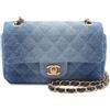 CHANEL Pre-Owned - Borsa a tracolla Mood Flap mini rettangolare in denim con design trapuntato ed effetto schiarito 2021-2024 - Donna - Denim - Tag...