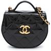 CHANEL Pre-Owned - Clutch CC mini in pelle verniciata con design trapuntato, manico e catena 2021-2024 - Donna - pelle lucida - Taglia unica - Nero