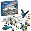 lego City - Aereo Passeggeri set con Aeroplano con 9 Minifigure e Veicoli dell'Aeroporto: Autobus Trattore Aeroportuale Camion del Catering e Furgone per Bambini da 7+ Anni - 60367