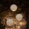 Lights4fun Set di 3 Lanterne Cinesi Bianche 30cm con LED Bianco Caldo ad Energia Solare per Giardino ed Esterni