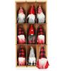 COM-FOUR® 9 pendenti premium di Babbo Natale per l'albero di Natale, incantevoli ciondoli con statuette di alberi di Natale come appendini, decorazioni natalizie