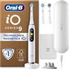 Oral-B Spazzolino Elettrico Ricaricabile iO 9 Bianco, 3 Testine Di Ricambio, 1 Custodia Da Viaggio con Caricatore. 1 Spazzolino