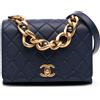 CHANEL Pre-Owned - Borsa a tracolla mini in pelle di agnello trapuntata e tripla catena con perle 2021-2025 - Donna - pelle di agnello - Taglia unica