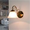 Licht-Erlebnisse Lampada da parete interna Athen a braccio in ottone e vetro alabastro stile rustico retrò E14 ideale per camera da letto, soggiorno e salotto