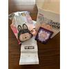 NESSUNA MARCA Ciondolo peluche Pop Mart Labubu Love Bull Big Into Energy LUCK nuovo