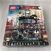LEGO Ninjago City 70620 Costruzione Giocattolo Architettura Assemblaggio...