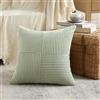 FDTERN Federe Cuscini Verde Chiaro 65x65 per Divano in Velluto a Coste Moderno Morbido Motivo a Croce Decorativa Copricuscini con Cerniera Invisibile per Divano Camera da Letto
