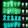 Qingo Accessori da giardino fatati Elfi per uova di Pasqua che si illuminano al buio per riempire cestini da giardino alieni in miniatura per micro paesaggi esterni status patio prato cortile kit