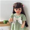Generico Realistica Bambola In Vinile 55 cm /22 Pollici Reborn Silicone Femmina Vestito Verde Con Fiocco Bambole Reborn Capelli Lunghi Scuri Bambole Reborn Femmina Per Bambini Dai 3 Anni