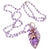 Sorelle Frappalà Collana lunga tessile fatta a mano, lavorata all'uncinetto con pietre naturali di Ametista lilla, pendente con foglia in tessuto e charms in pietre naturali - Idea regalo donna. Pezzo unico.