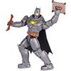 DC Comics, Batman, Personaggio Deluxe Battle Strike Batman da 30 cm, 5 Accessori, Oltre 20 Suoni, Giocattoli da Collezionare per Bambini e Bambine dai 3 Anni in su