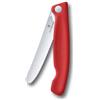 Victorinox Swiss Classic Coltello da picnic pieghevole per escursioni, Frutta, verdura, panini, salsicce, Lama seghettata, extra affilata, Rosso