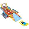 Little Tikes My First Cars Crazy Fast Playset 4-in-1 Dunk'n, Stunt'n, Game'n - Veicoli pullback - Include 1 auto che viaggia fino a 15m, lanciatore, 4 giochi e tabellone - Età: 3+