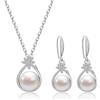 AILUOR Set di gioielli di perle per le donne, collana e orecchini di perle finte d'acqua dolce con catena d'argento da 18 pollici Gioielli da matrimonio per le spose Mamma Regali (Stile 3)