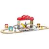 Hape Set Stazione ferroviaria Portatile in Legno, Gioco di Treni per Bambini, Binari, Stazione e Personaggi, Facile da trasportare
