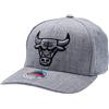 Mitchell & Ness, "Classic Red" - Berretto con visiera, logo dei Chicago Bulls, grigio mélange, grigio., Taglia unica