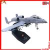 DUTRIEUX Nuovo 1/100 Bilancia US A-10 A10 Thunderbolt II Warthog Hog Attack Aereo Da Caccia Pressofuso In Metallo Modello di Aereo Per Bambini Ragazzo regalo - light gray