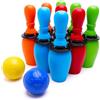 Toyland® Set da Bowling per Bambini Colorato da 12 Pezzi - 9 Birilli, 2 Palline Rotonde e 1 Supporto - Giocattolo per Interni/Esterni - Giochi da Giardino per Famiglie