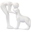 Kityemo Statua in Ceramica di Cane Carino in Bianco - Scultura Canina Decorativa, Regalo per Amanti degli Animali, Decorazione per Casa/Ufficio, Scultura di Uomo e Cane