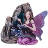DRW Figura Fata Malva con Dragon che esce roccia in resina dipinta a mano 17x15 cm