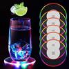 Nizirioo Sottobicchieri luminosi in acrilico: 6 pezzi in acrilico, rotondi, impermeabili, sottobicchieri colorati a LED per bevande, bottiglie di champagne, feste, matrimoni, Natale