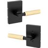 Kwikset Prava, maniglia per porta di passaggio interno, leva per porte di armadi e corridoi, maniglia reversibile senza blocco, nero opaco e ottone satinato, con protezione Microban