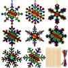 MELLIEX 48 Pezzi Fiocchi di Neve Scratch Art Natale, Set da Grattare Arcobaleno per Bambini con Penne in Legno et Nastri, Carta da Grattare per Natale Artigianato Feste Decorative